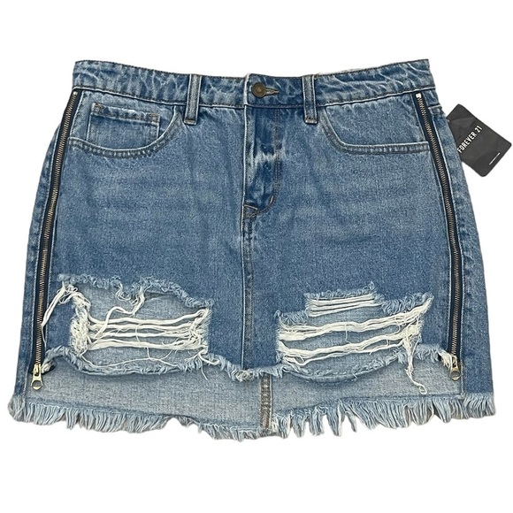Forever 21 Dresses & Skirts - Forever 21 Zipper Mini Skirt Size Large Denim New